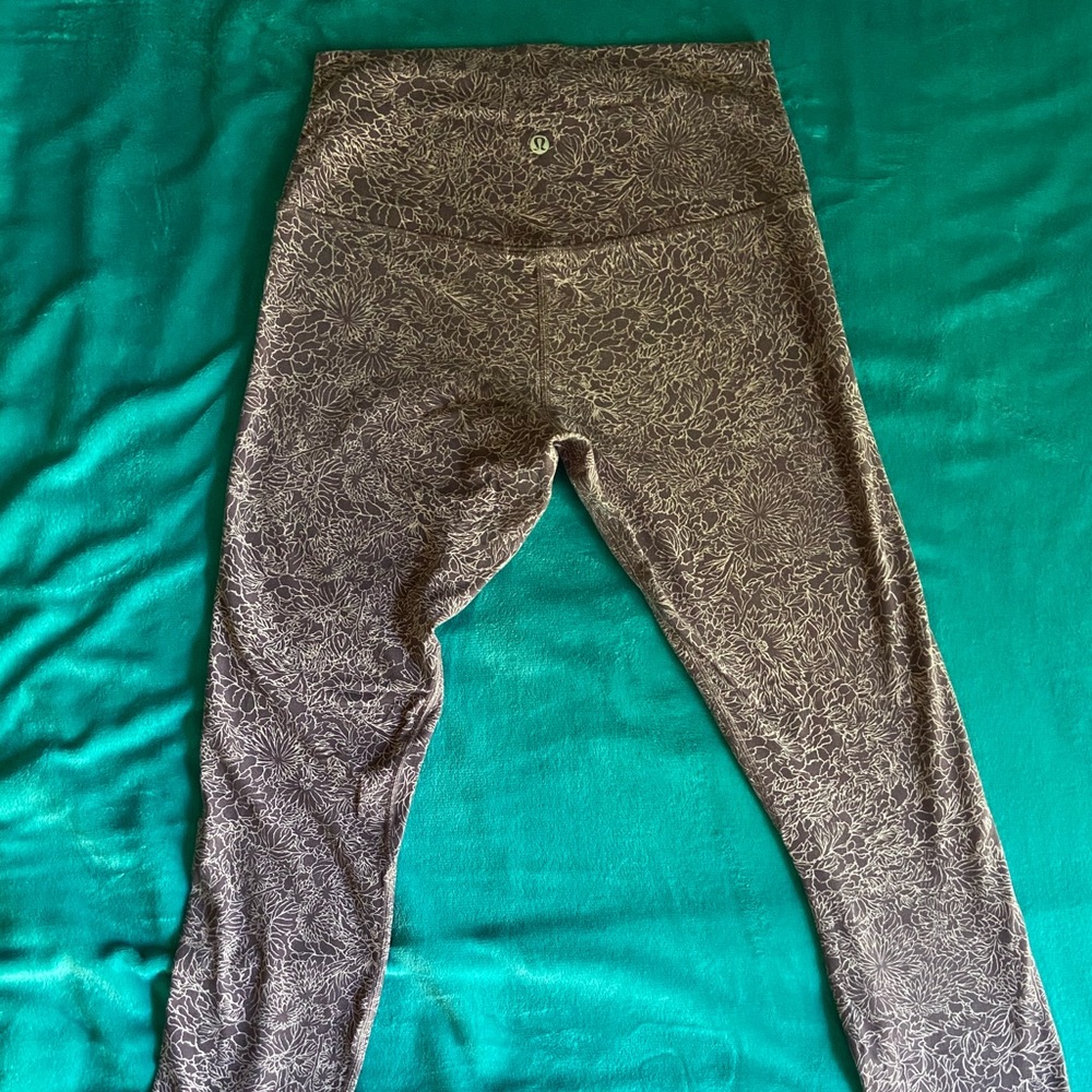 Lululemon align pant 28. Light purple. Size 8